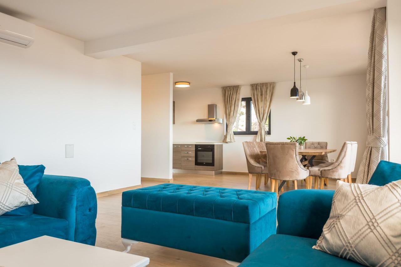 Apartmani Arapovic Baška Voda المظهر الخارجي الصورة