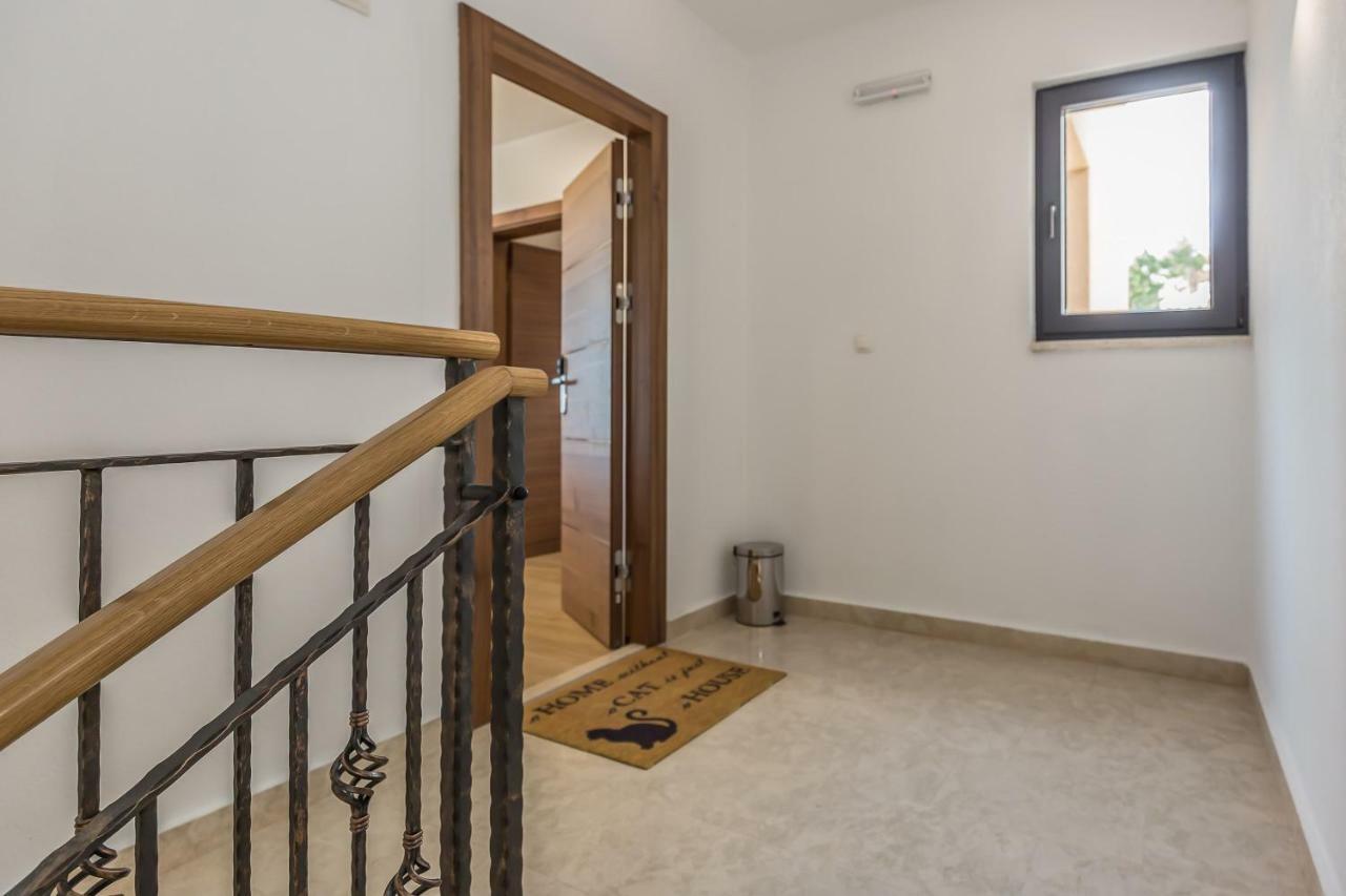 Apartmani Arapovic Baška Voda المظهر الخارجي الصورة