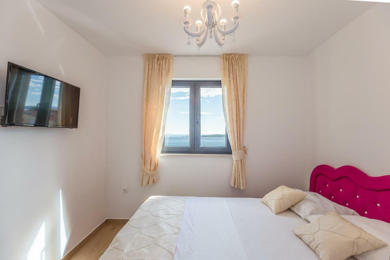 Apartmani Arapovic Baška Voda المظهر الخارجي الصورة