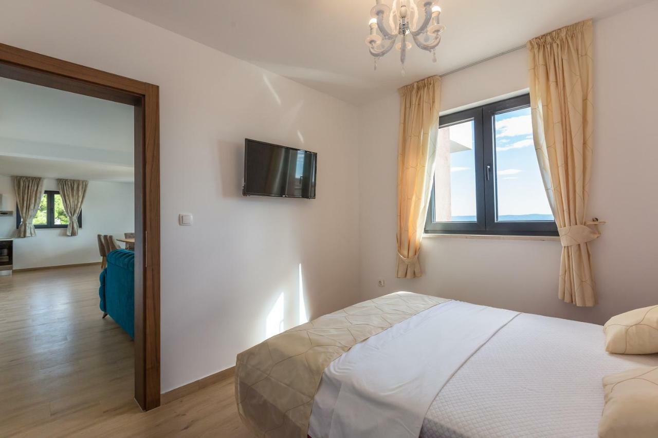 Apartmani Arapovic Baška Voda المظهر الخارجي الصورة