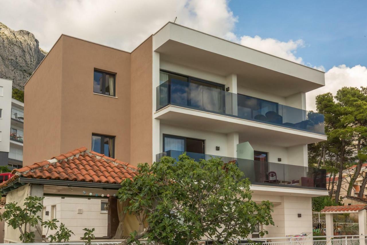 Apartmani Arapovic Baška Voda المظهر الخارجي الصورة