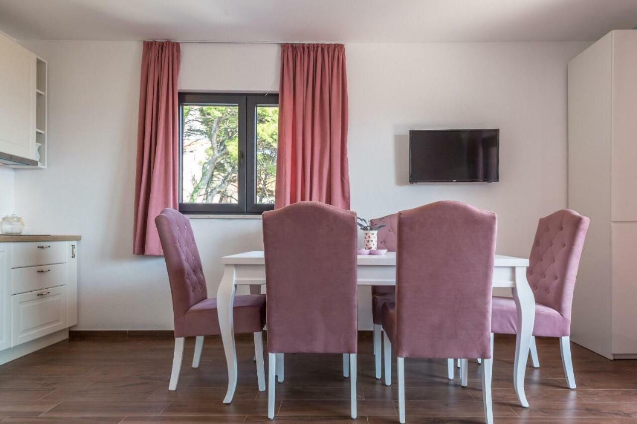 Apartmani Arapovic Baška Voda المظهر الخارجي الصورة