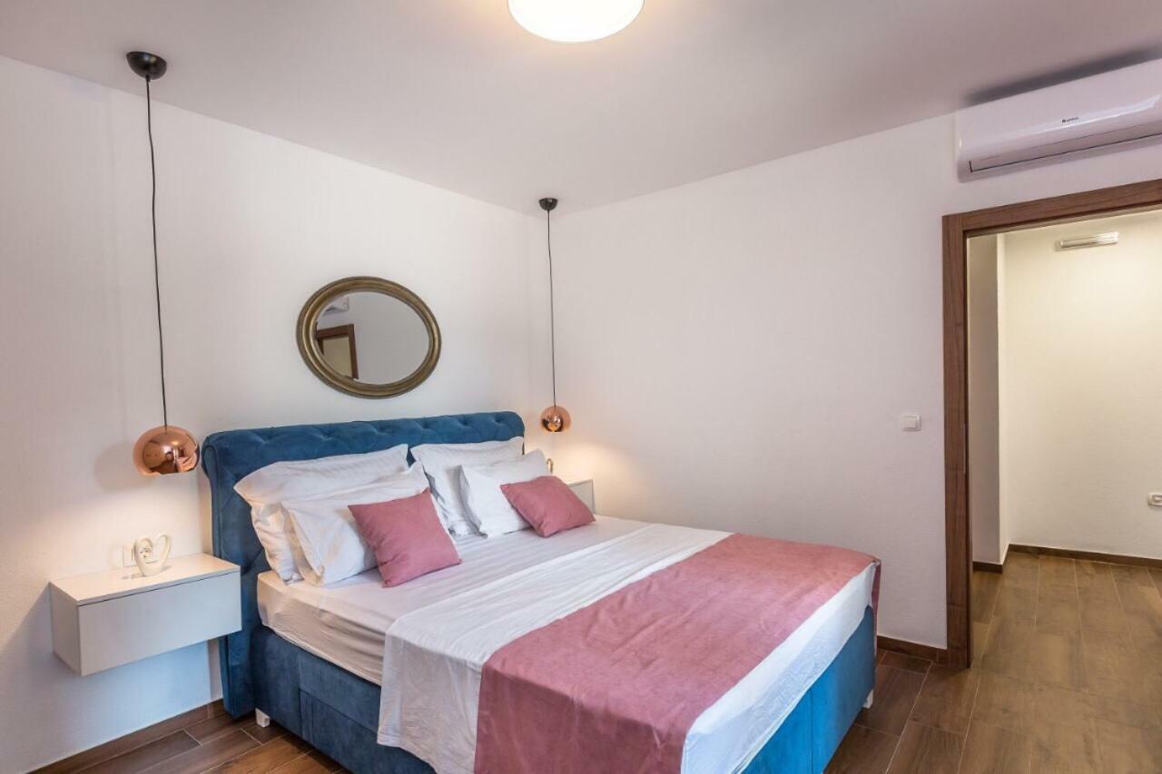 Apartmani Arapovic Baška Voda المظهر الخارجي الصورة