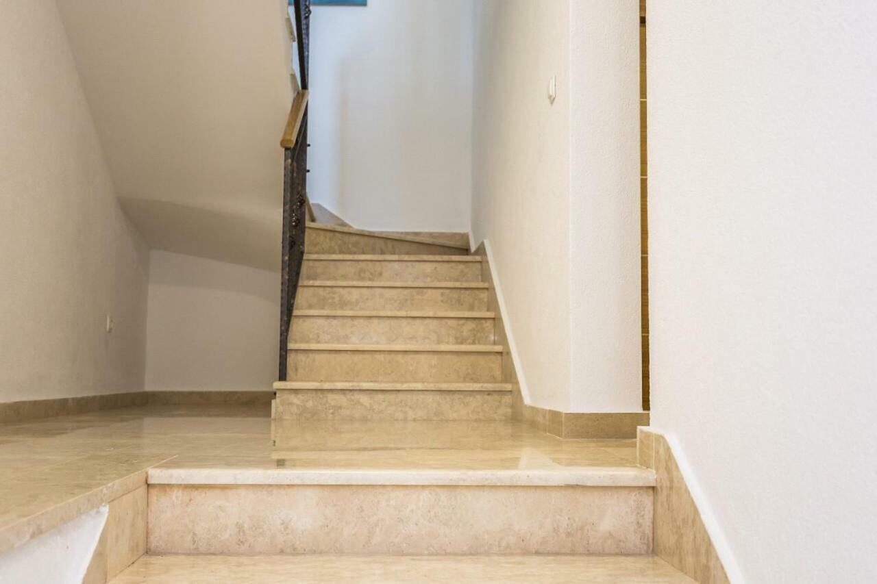 Apartmani Arapovic Baška Voda المظهر الخارجي الصورة