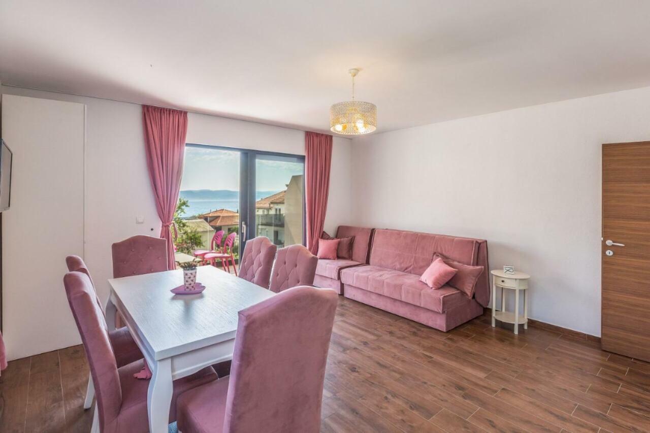 Apartmani Arapovic Baška Voda المظهر الخارجي الصورة